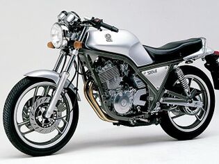 Yamaha-600-SRX-gauche.jpg